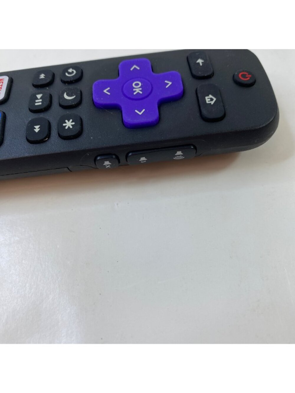 Philips Roku Tv Remote With Streaming Service Buttons AAA Batteries Not Included - Picture 6 of 8